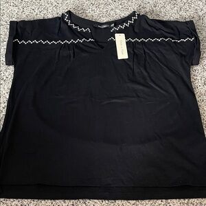 Women’s Doe & Rae Black Top with White Embroidery size small